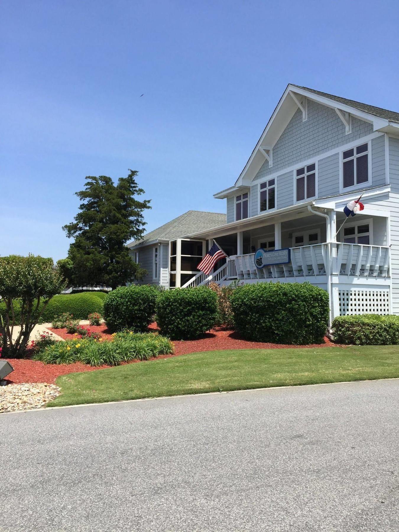Pirate'S Cove Resort Condos 맨테오 외부 사진